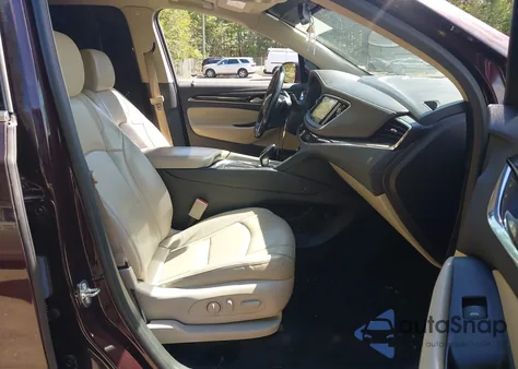 2018 Buick Enclave Essence z USA, uszkodzony, nr VIN 5GAEVAKW6JJ285735